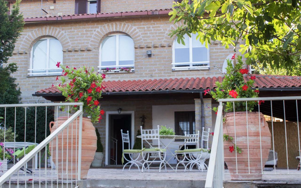 Le3Sorelle Monterosi Εξωτερικό φωτογραφία